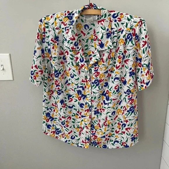Vintage: Petite Impressions 90s Colorful White Floral Button Up - Size 4 - Picture 8 of 16